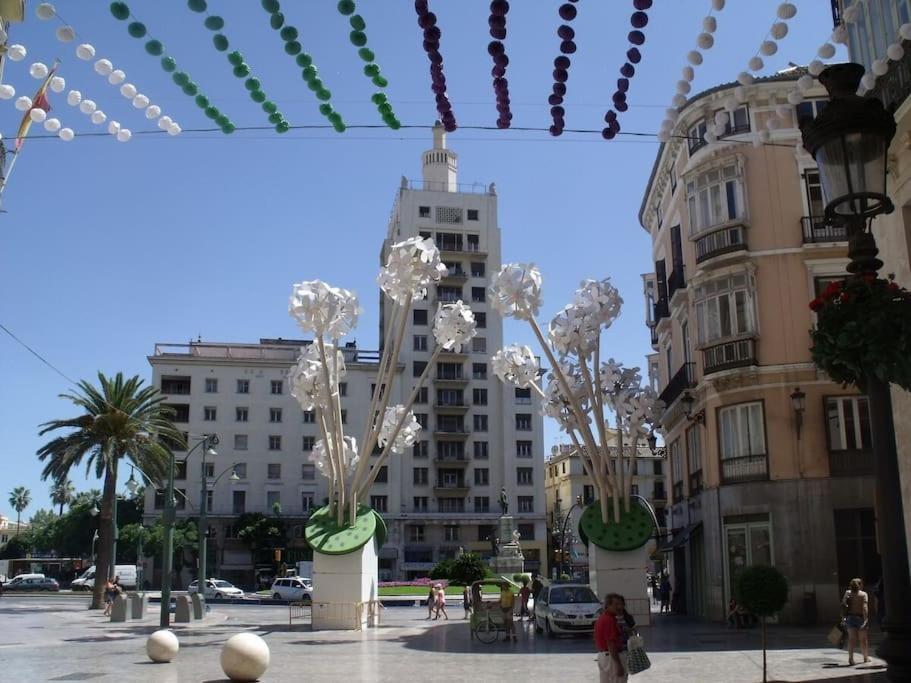 Views In Calm City Center Málaga Dış mekan fotoğraf